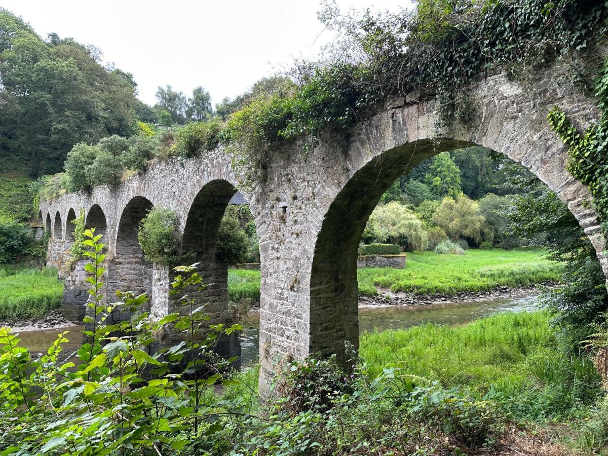 Gites Le Rucher De Kerillis Plouguiel Exteriör bild